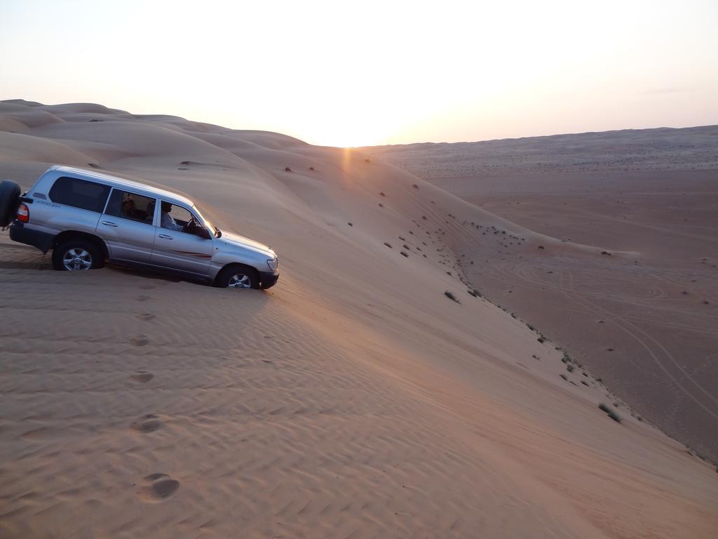 Desert Wonders Camp Ḩawīyah